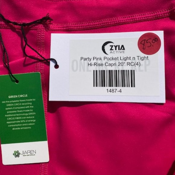 Party Pink Pocket Light n Tight Hi-Rise Capri 20" - Picture 3 of 3